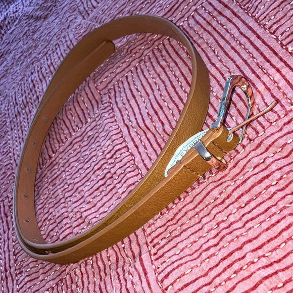 L.A. Express Brown Belt with gold tone metallic Buckle - Picture 4 of 10